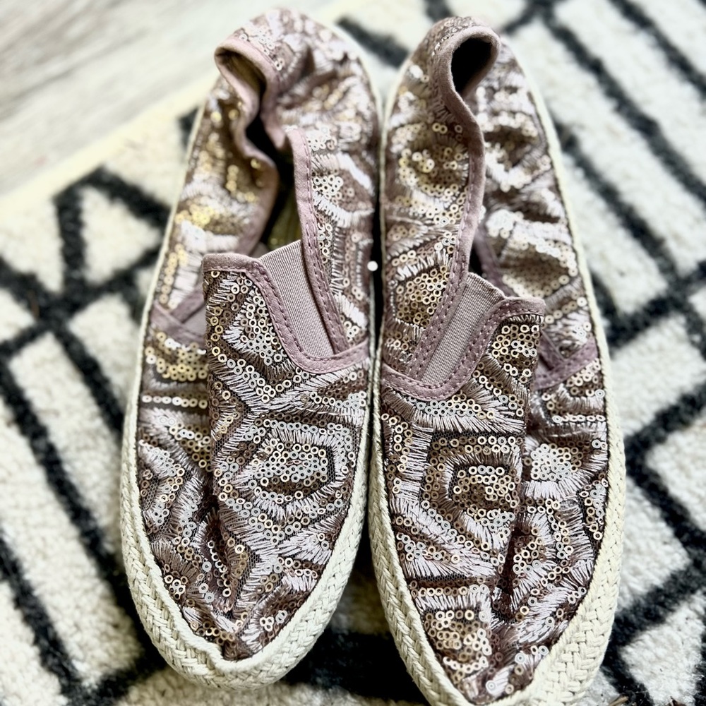 ✨Slip ons✨
